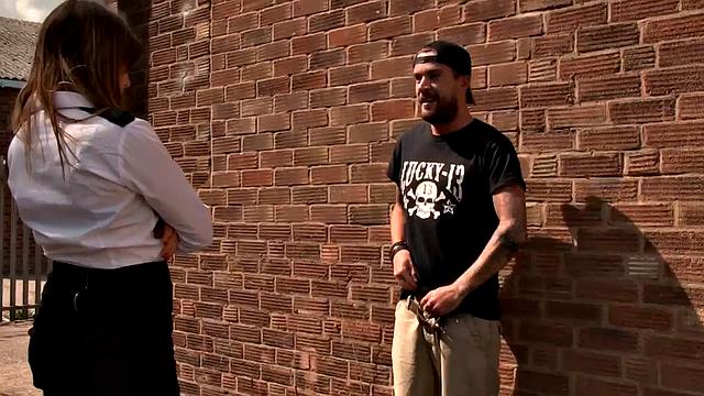 British Constable Samamtha Bentley Is Craving Cock