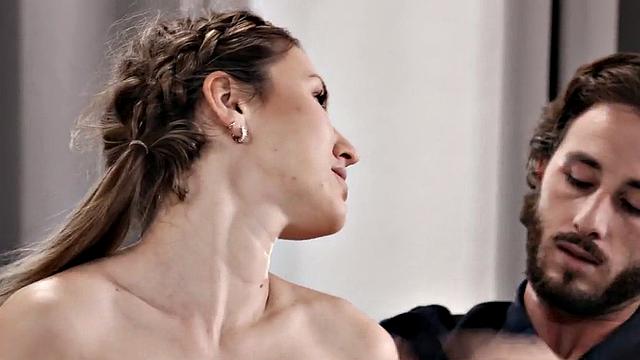 21yo nympho smashed by big dick in wet pussy hole