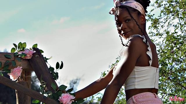 April TOTM - Backwoods Lady