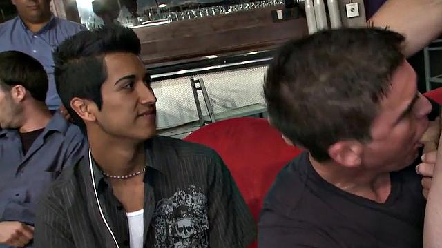 Real amateur sucking at stripper show