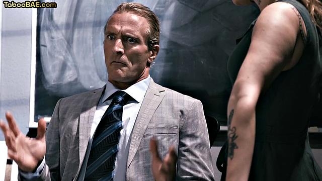 Cockhungry babe fucked in classroom