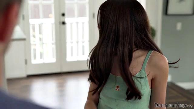 My Step Brothers Reveal Party - S2:E10