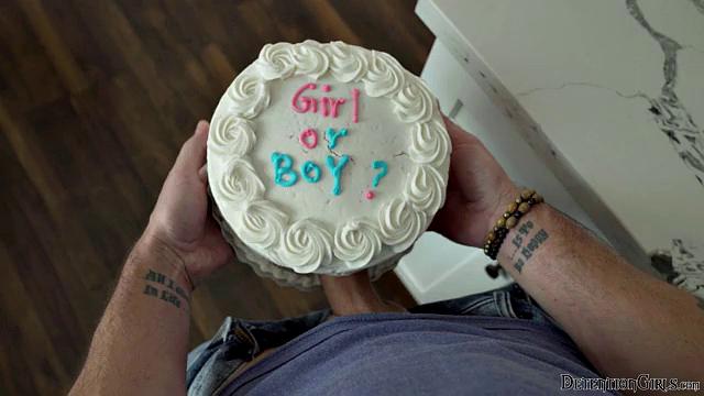 My Step Brothers Reveal Party - S2:E10