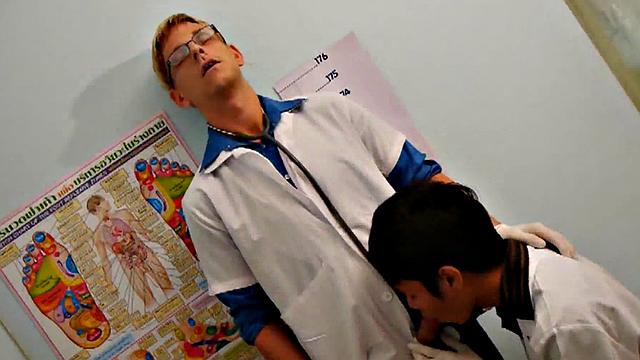 Asian college twink fucked in doctor 3way till cumshot