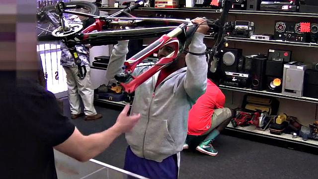 Black pawnshop bottomed in stockroom 3some by owners