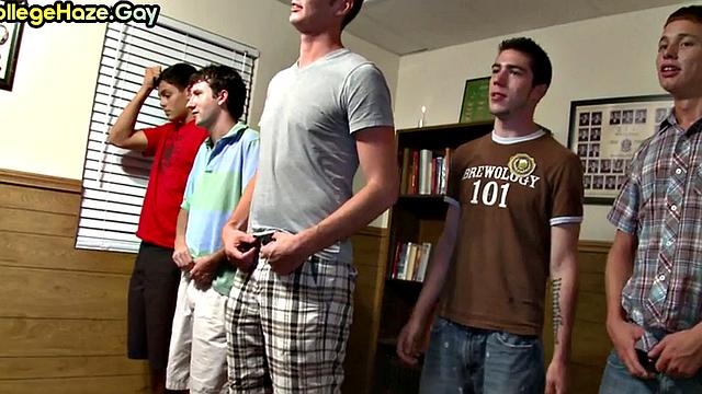 Frat student assfucked at party after giving blowjob