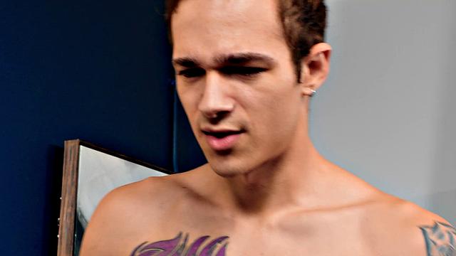 Straight Hunk 1st Time Gay Fuck with Twink Stepbro - NextDoorTaboo