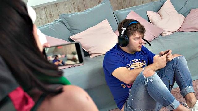 Squirting anal babe drilled in hostel room by roommate