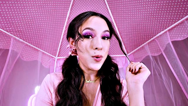 Selena likes to misbehave