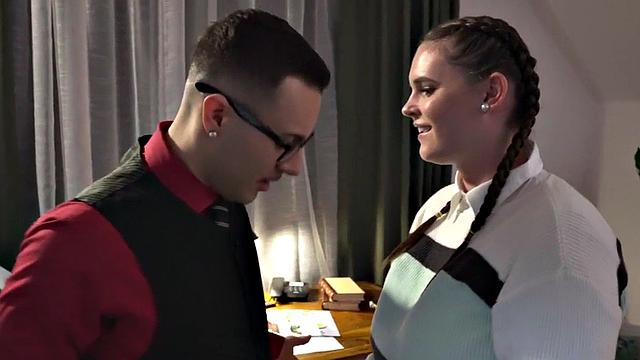 Uniform chubby schoolbabe seducing teacher