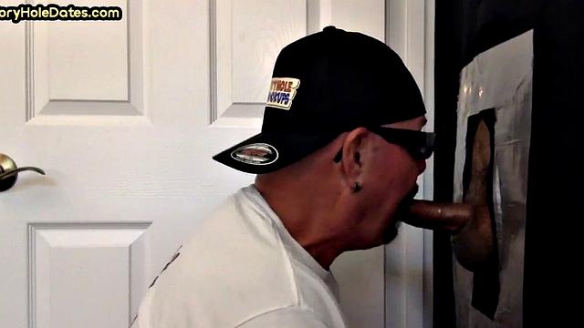 Gloryhole mature gay gets fucked at home after overture