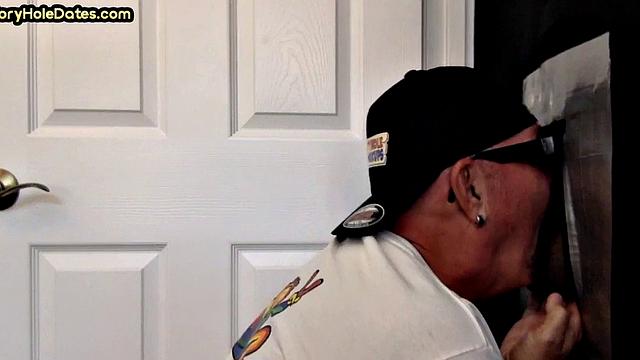 Gloryhole mature gay gets fucked at home after overture