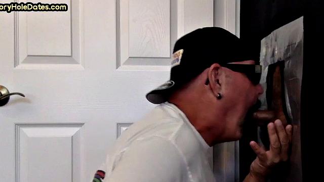 Gloryhole mature gay gets fucked at home after overture