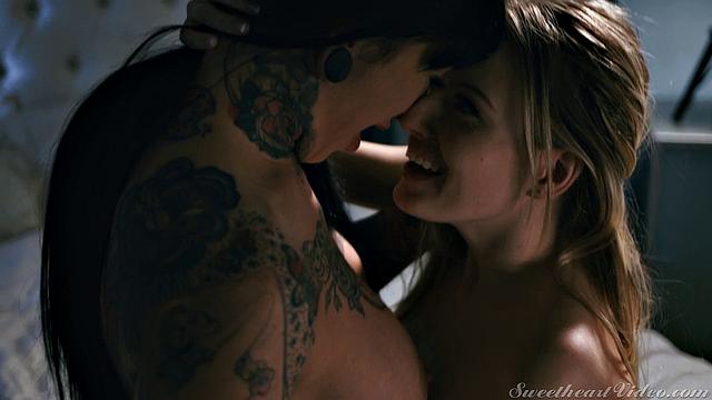 Girls Kissing Girls 25 Scene 3 - Peeping Wife