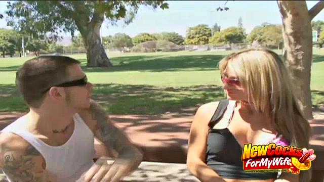 Sarah Jessie Stripped