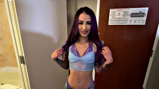 Valerica Has A Messy