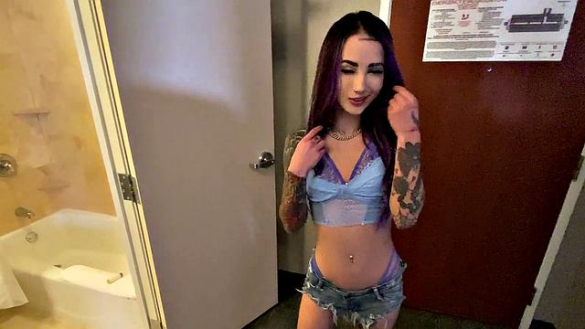 Valerica Has A Messy