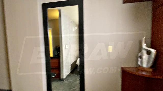 Valerica Has A Messy