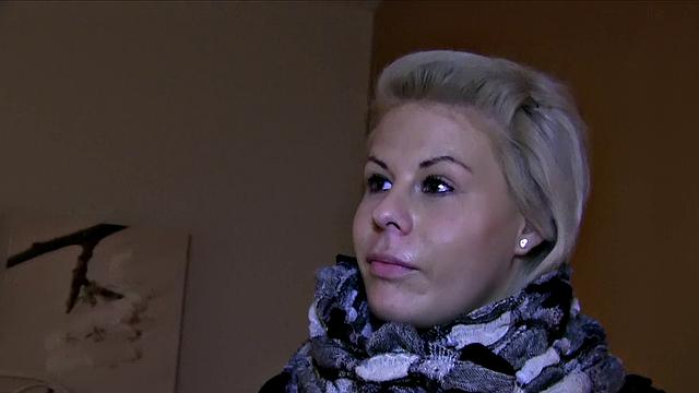 Short Haired Woman Gets A Special Offer For Cock