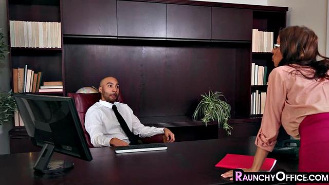 Mature office nympho fingering herself