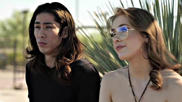 Fiona Sprouts gets evicted from her apartment so David offers her a place for a good price!