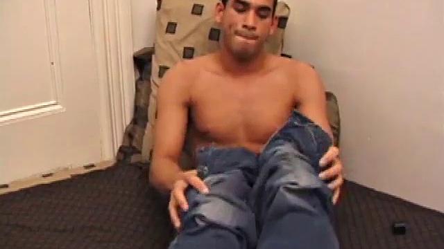 The strong silent type, Justin Christopher lets his naked body do the talking. He jerks off with growing excitement while cupping his balls until pumping out a load of salty warm cum onto his stomach.