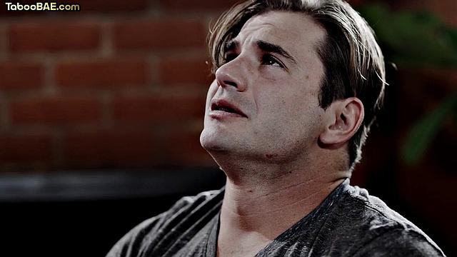 татуированная малышка получает жёстко в pov