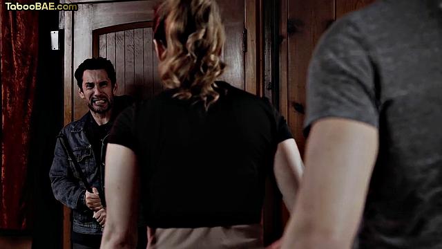 Cockhungry babe gets pounded