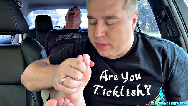 Snyft: GottaLuvBB Worshipped - GottaLuvBB & Matt