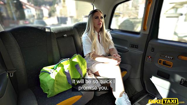 Блондинка-медсестра на такси: проверила яйца - потом взялась за член, и бизнес пошёл в гору!