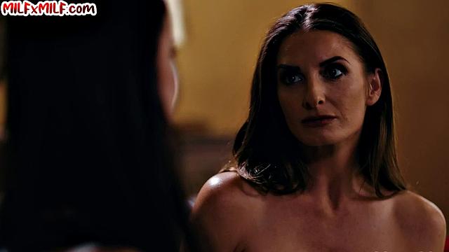 Sensual MILF cougars tribbing session