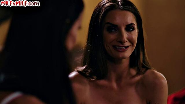 Sensual MILF cougars tribbing session