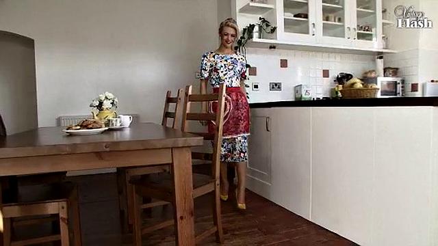 MichelleMoist - Let's Have Hot English Tea!