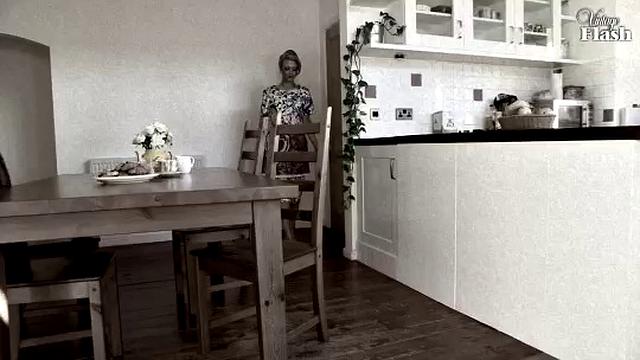 MichelleMoist - Let's Have Hot English Tea!