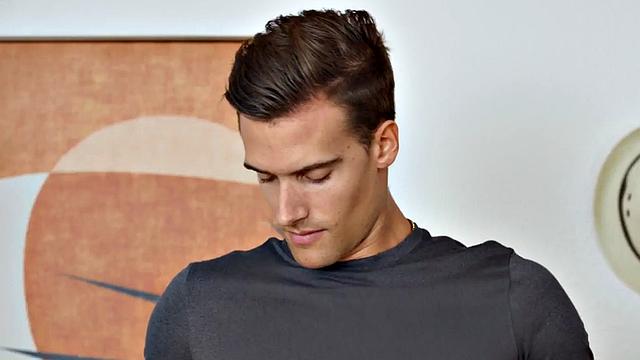 Amateur eager jock wanks cock at home till pleasure