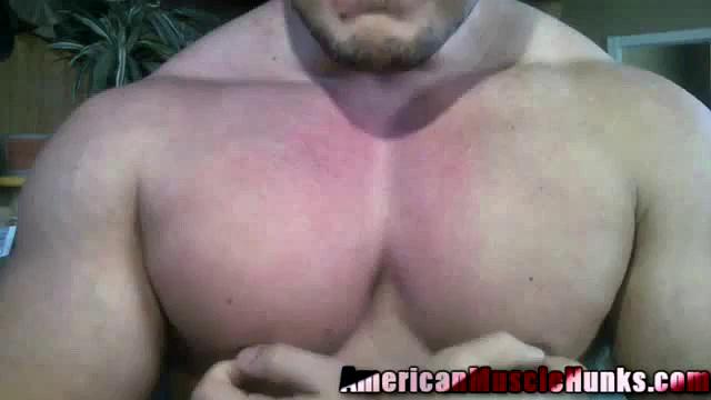 Флексинг грудных и сосков
