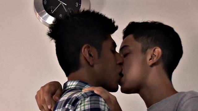 Slicing tomatoes isn't nearly as exciting as getting fucked in the kitchen, a fact twinks Neils and Isaac are about to demonstrate. Approached from behind, bottom boy quickly abandons his culinary task for the arms of his young Latin lover.