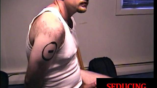 Blindfolded straighty blown by mature DILF for cum