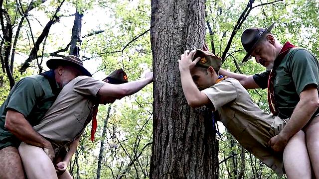 Mature patrol fuck twinks in outdoor forest orgy