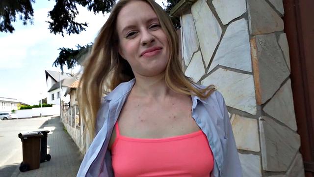 Public amateur cocksucking