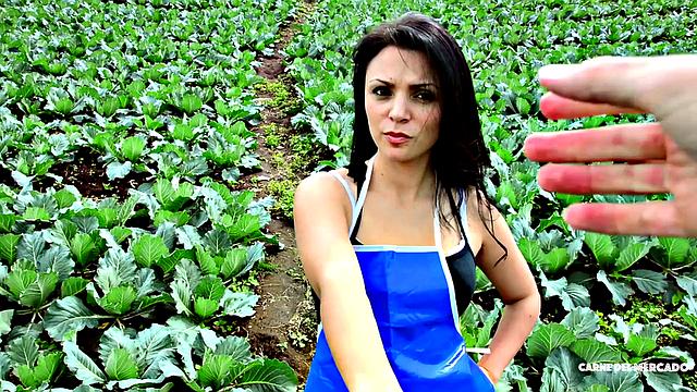 Hot Sex With Lusty Brunette MaryFuego