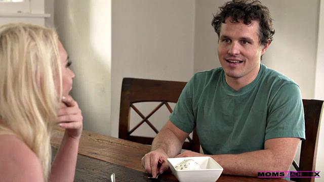 Stepmom Wants You To Watch