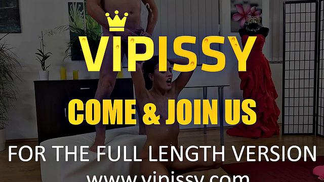 Vipissy - Easy Choice - Drinking