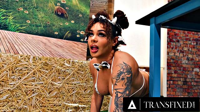 TRANSFIXED - Farmer Tommy King Gets DPed By Eva & Zariah After Milking Their Cum!