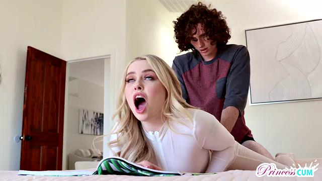 Stepsis Wants My Load - S10:E1