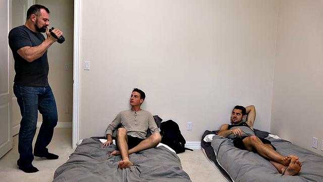 My Dad's A Pervert Chapter 2: Roommate Fuck