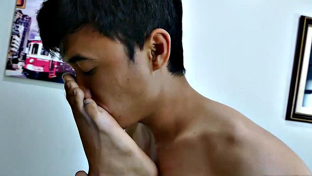 Feet Fun with Kenny and Andrew