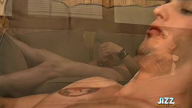 Punky Straight Boy Swallows His Load - Axel