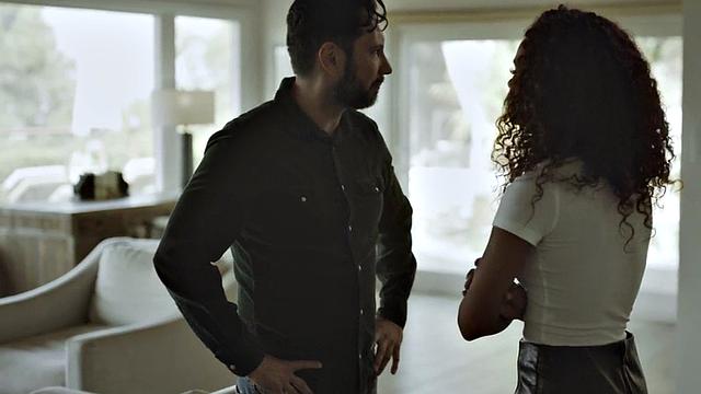 Stepdaddy fucks Ebony squirting after deepthroated