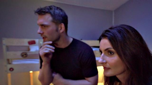 21yo Hostel Babes Sharing Roommates in Hot 3some